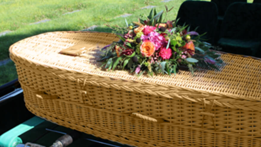 Natural burial and green burial options